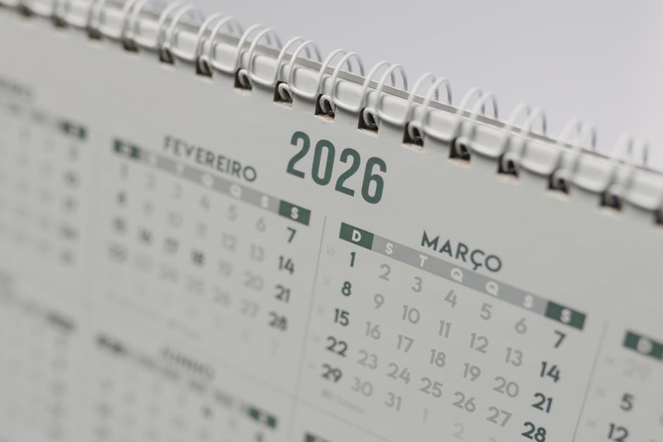 달과 달의 경계가 보이는 2026년 달력 지면
